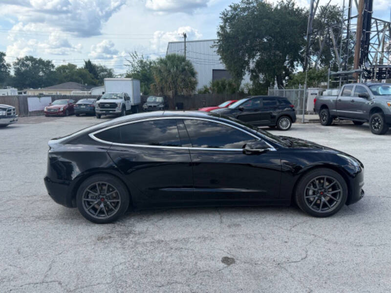tesla model 3 2019 5YJ3E1EA0KF305198 image tesla model 3 2019 5YJ3E1EA0KF305198 image